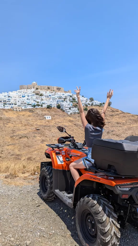 Κορίτσι ATV
